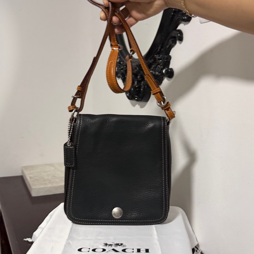 Coach Sheridan Slim 9382 Black and Tan Leather Crossbody Bag